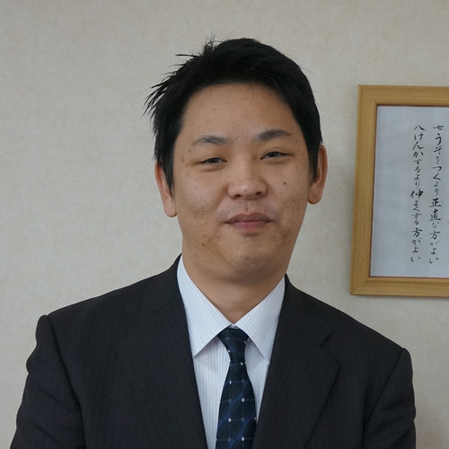 山かつ 丸亀店 店長 吉岡 範浩